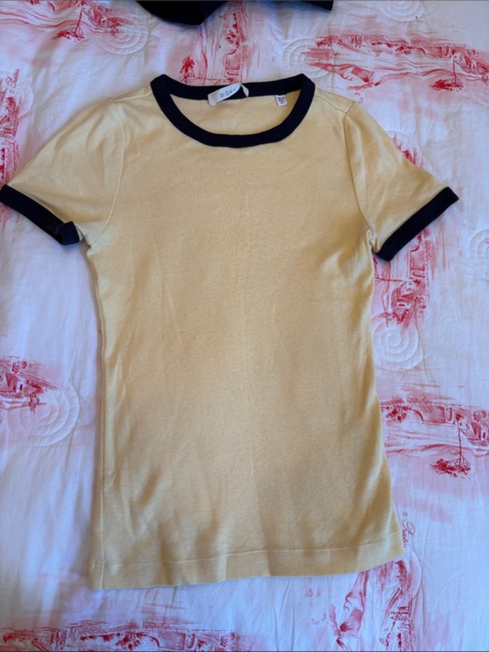 Doen Vivi Tee in Wild Honeysuckle